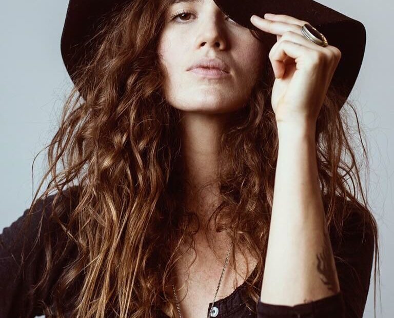 Ana Cañas