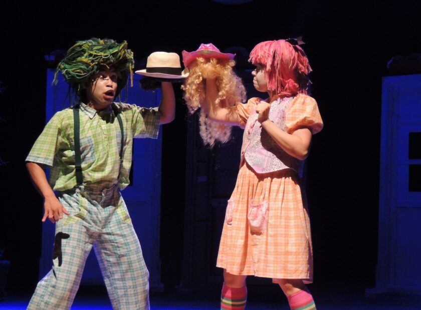 As Aventuras de Joao e Maria no Teatro de Pitty Webo Foto de Braulia Camargo DSCN3881