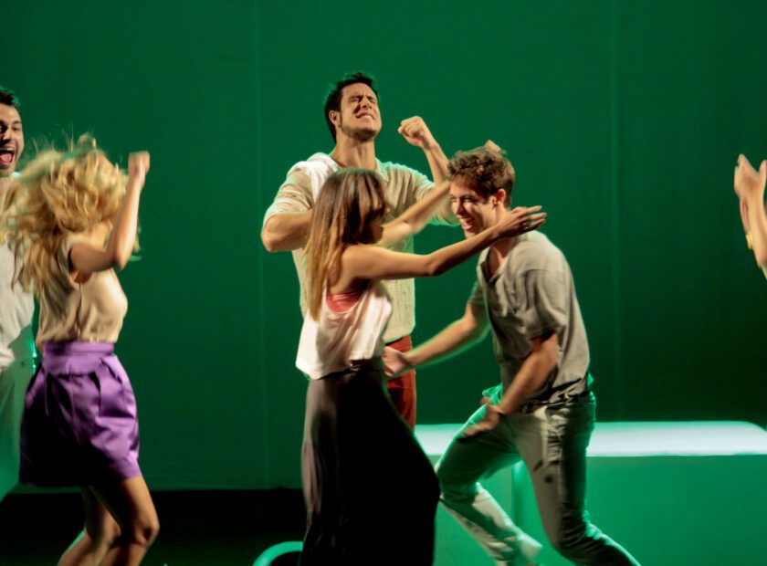 Elenco com Luana
