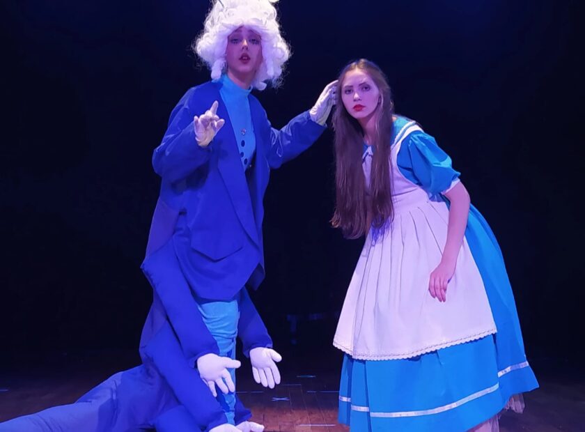 ALICE E LAGARTA